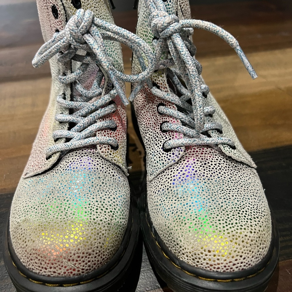 DR MARTENS RAINBOW PRIDE SHINY BOOTS LITTLE KIDS SIZE 13